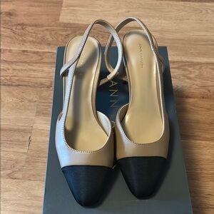 Ann Taylor Women's Black and Cream Slingback Heels